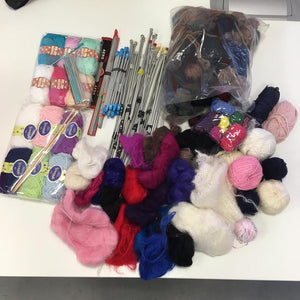 Bag 11 Knitting Needles Crochet Hooks Yarn & Mohair